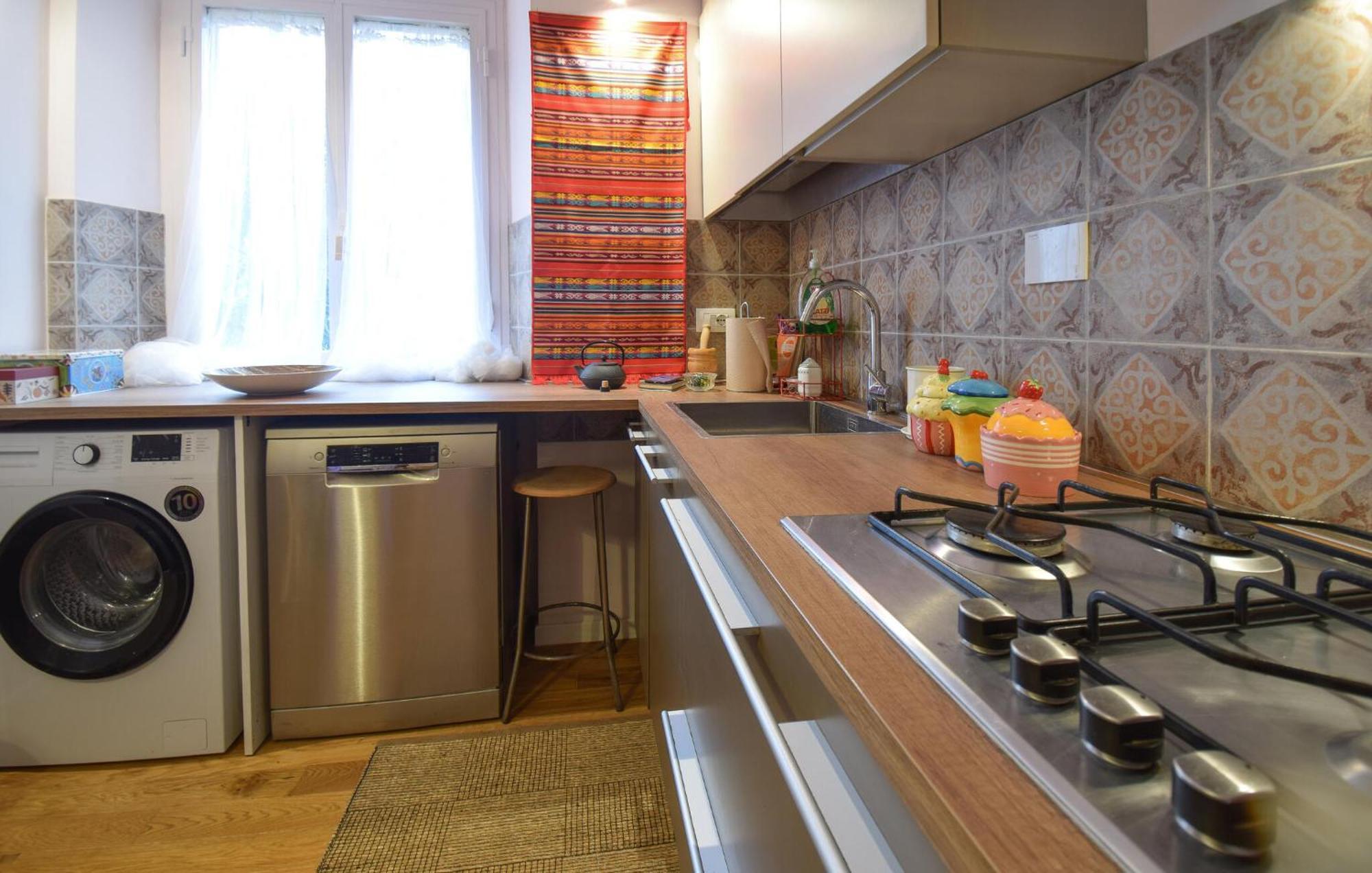 Apartment Awesome In With Wifi Rom